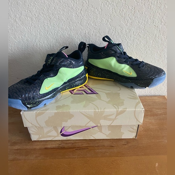 NWB Nike 5 Joker Preschool Kids Little Boy Basketball Shoe Multi Color 13c 13 - Picture 11 of 12